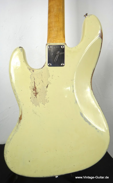 Fender Jazzbass 1970 Olympic White Refinish-006.JPG